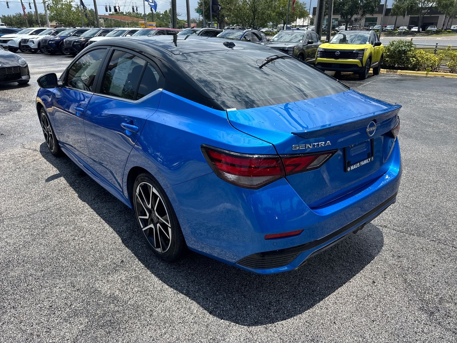 Used 2025 Electric Blue Metallic Nissan SR image 15