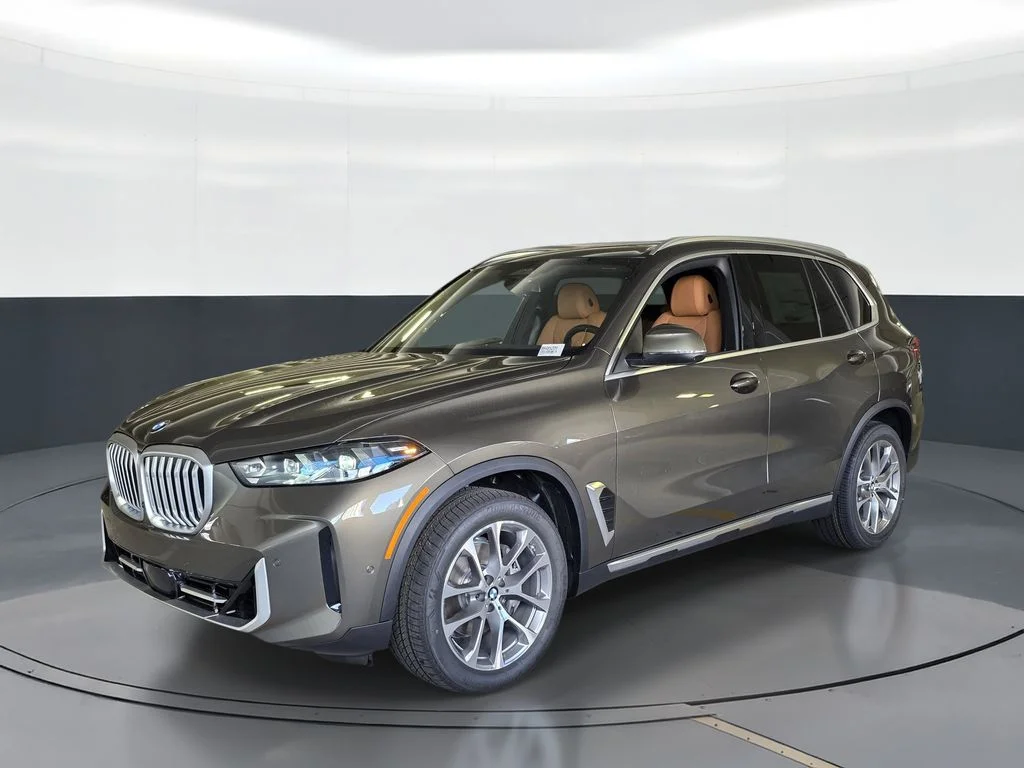 New 2026 Green BMW xDrive40i image 1