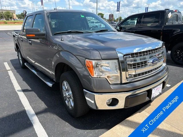Used 2014 Sterling Gray Metallic Ford XLT image 3