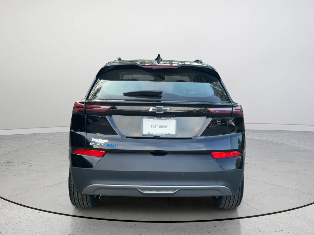 Used 2023 Black Chevrolet LT image 8