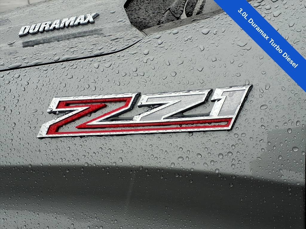 2026 Chevrolet Silverado 1500 LTZ - Photo 9