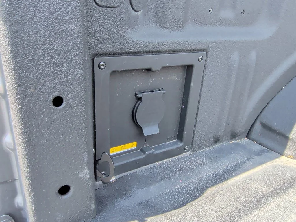 Used 2025 Carbonized Gray Metallic Ford STX image 39