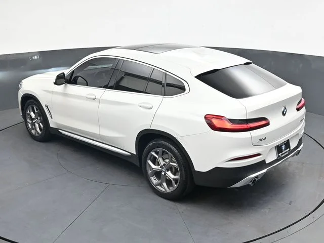 Used 2021 White BMW xDrive30i image 31