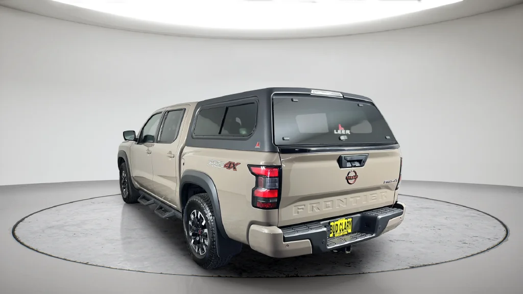 Used 2022 Beige Nissan PRO-4X image 10