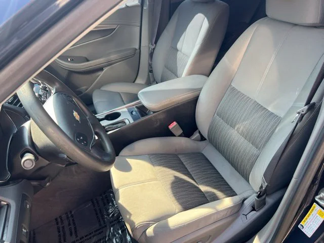 Used 2016 Blue Chevrolet LS image 10