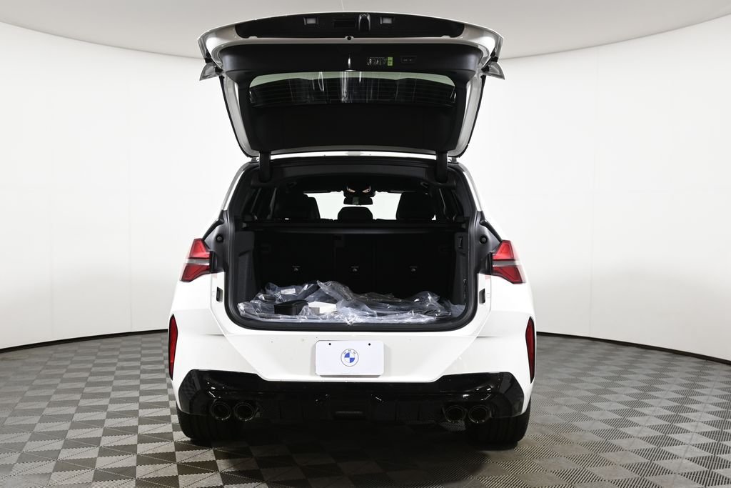 New 2026 Alpine White BMW M50 xDrive image 38