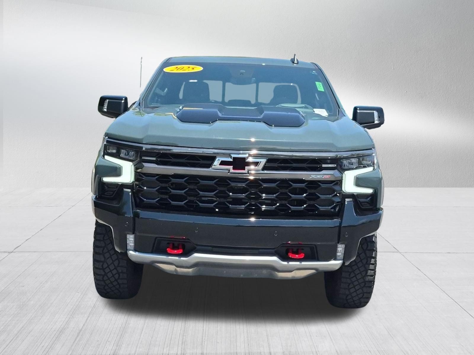 2025 Chevrolet Silverado 1500 ZR2 - Photo 8
