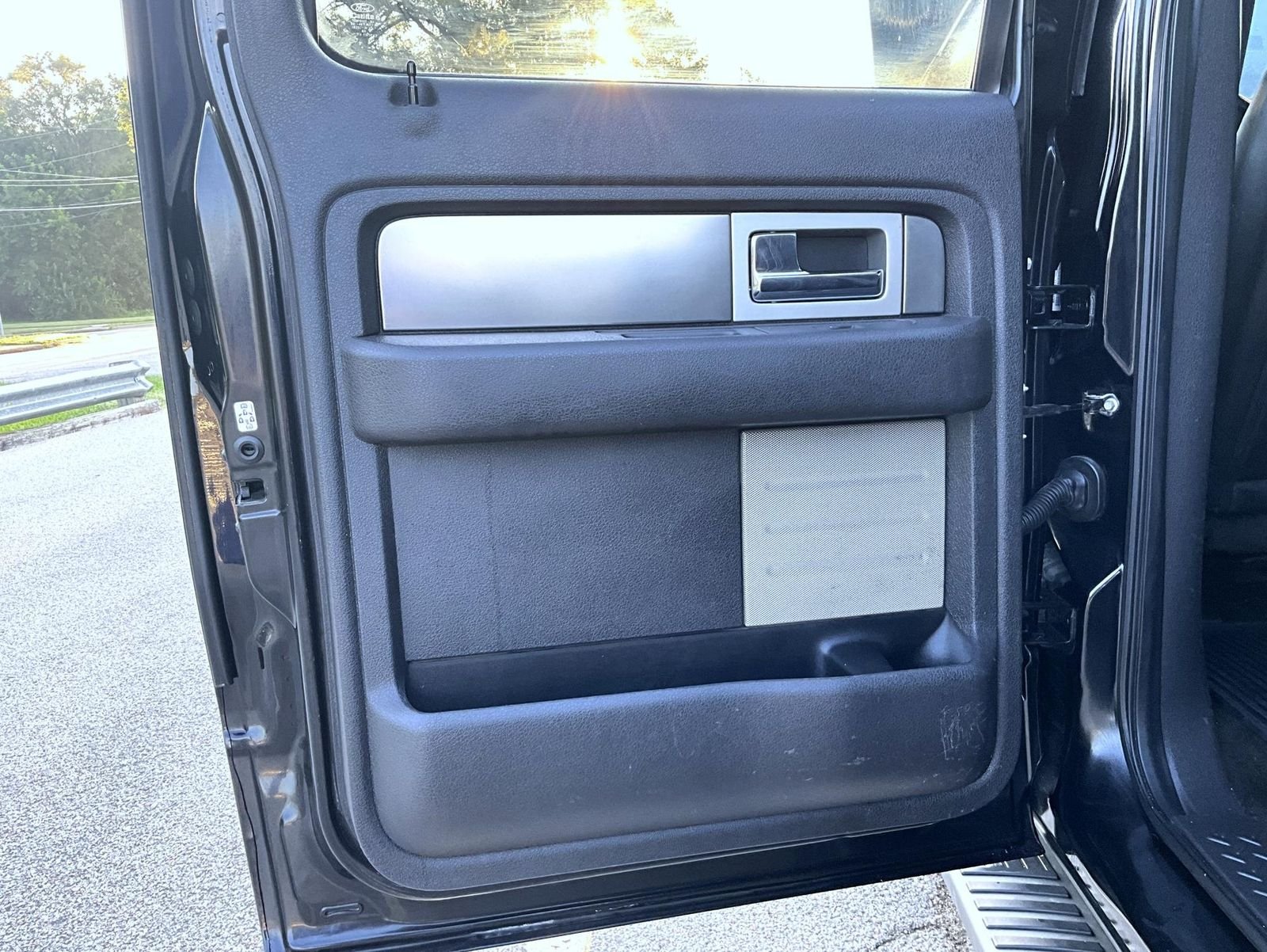 Used 2014 Black Ford FX4 image 23