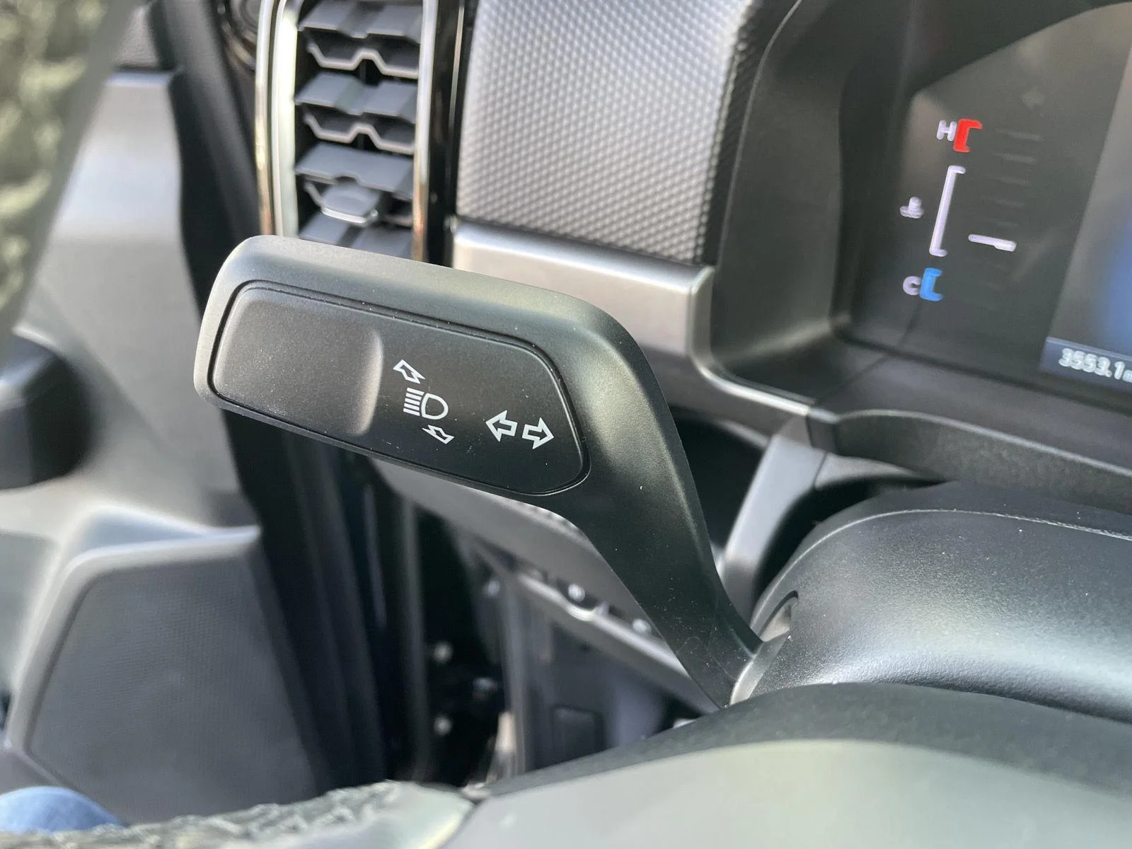 Used 2025 Shadow Black Ford XLT image 19