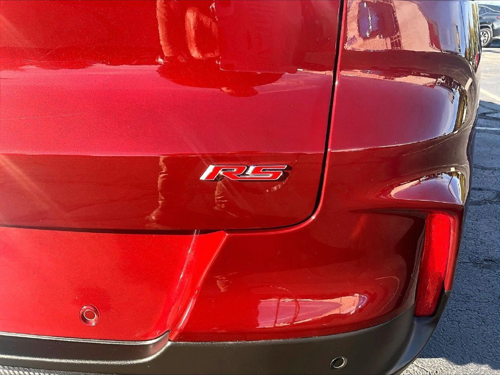 Used 2023 Red Chevrolet RS image 30
