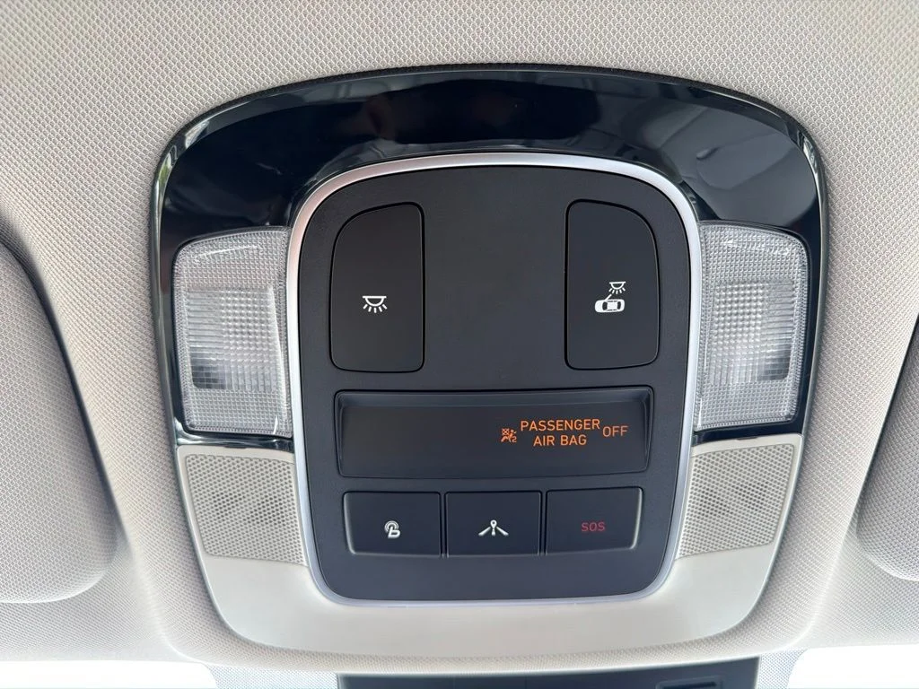 Used 2020 Gray Hyundai SEL image 15