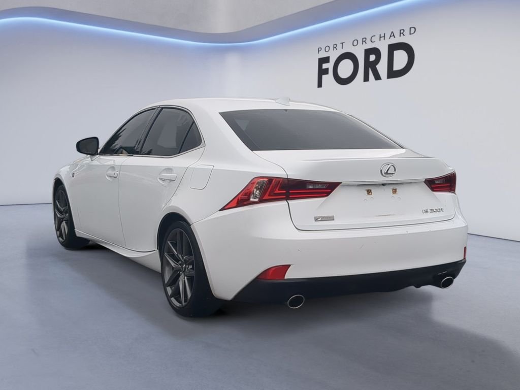 Used 2016 White Lexus 200t image 5