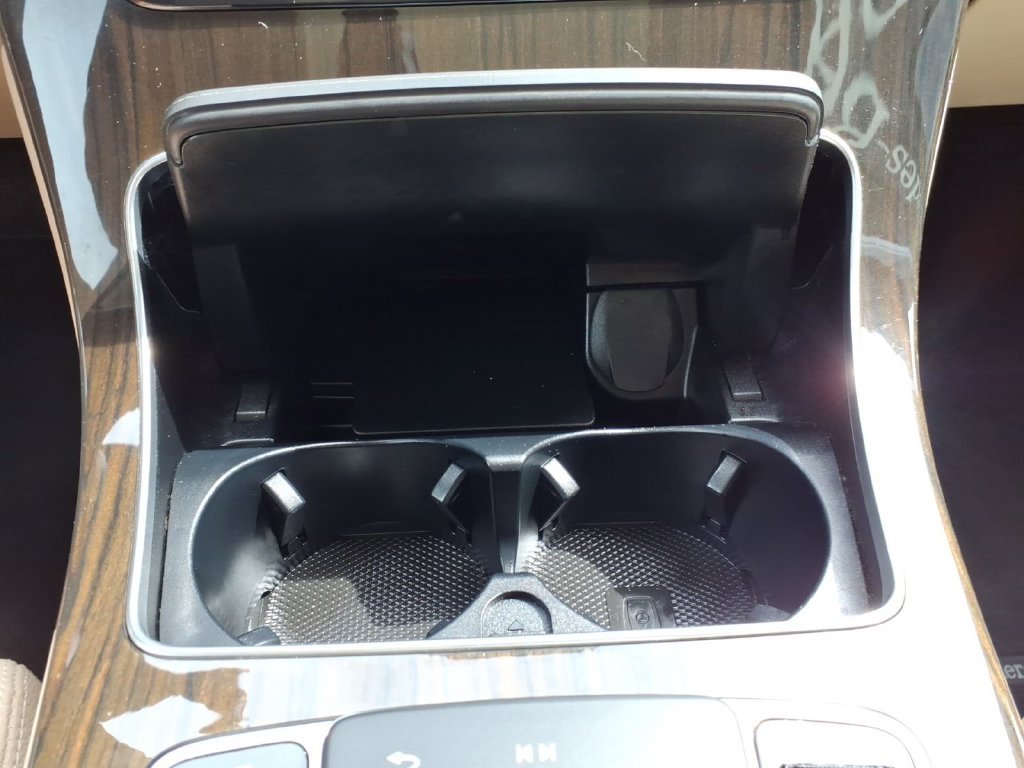 Used 2022 Mojave Silver Metallic Mercedes-Benz GLC 300 image 26