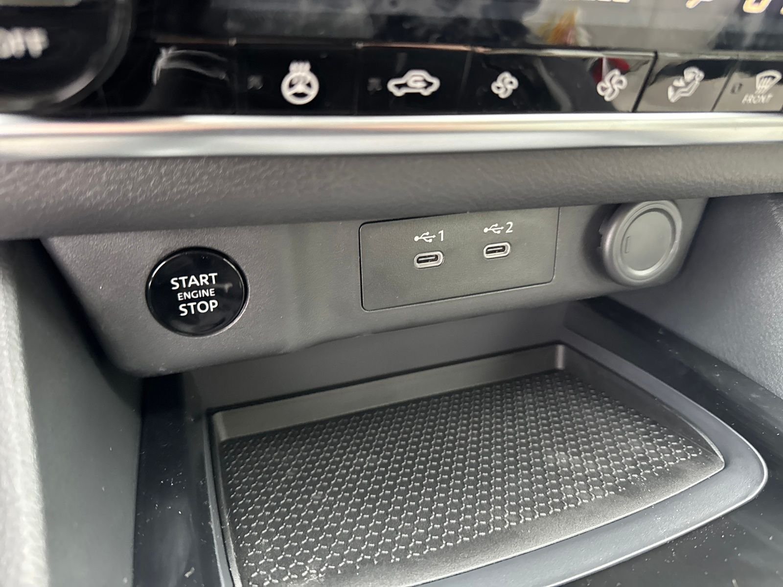 New 2026 Nissan Rogue SV 4D Sport Utility