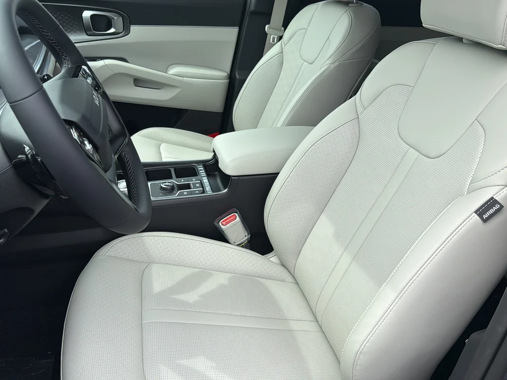 2026 Kia Sorento EX Hybrid - Photo 16