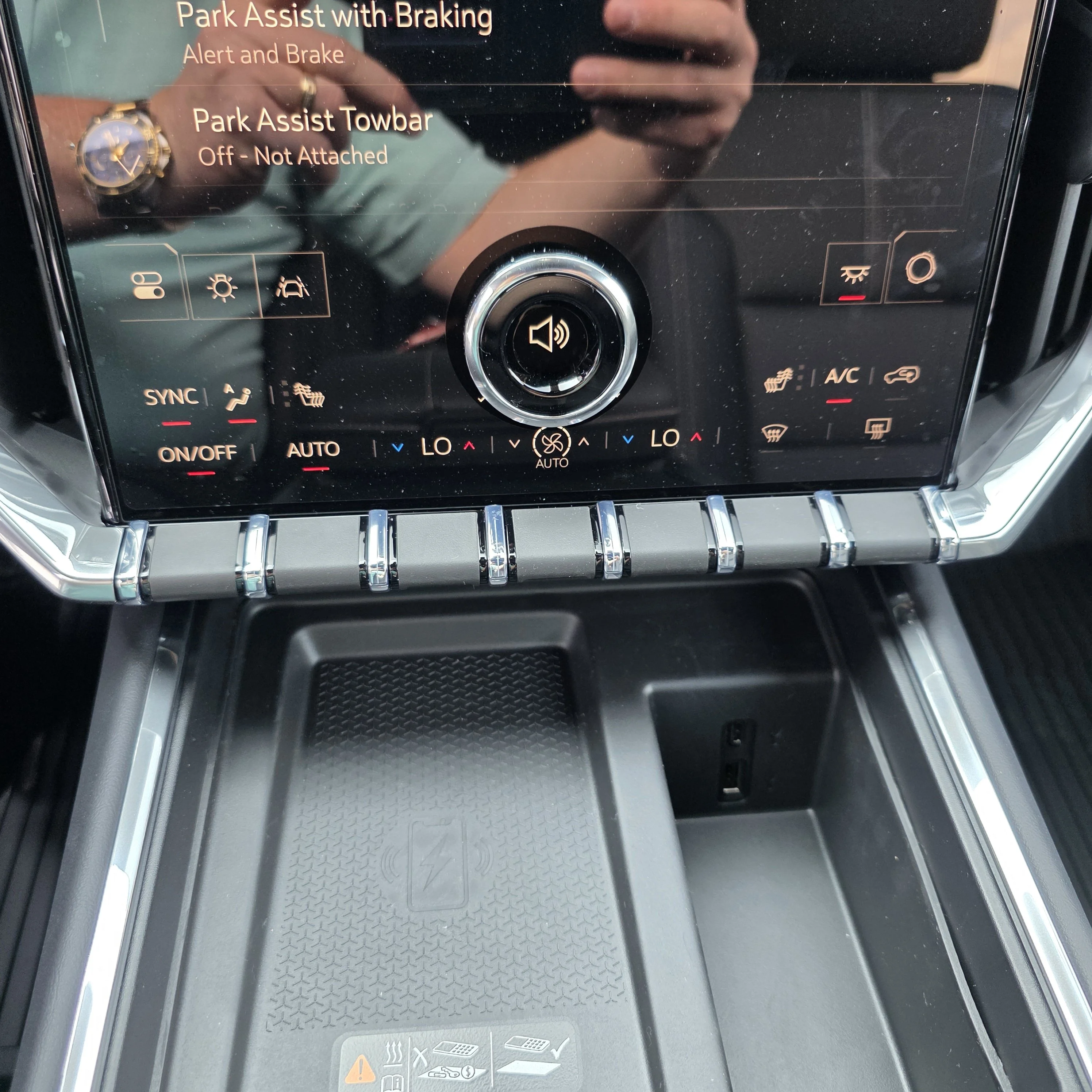 2026 GMC Acadia Elevation - Photo 15