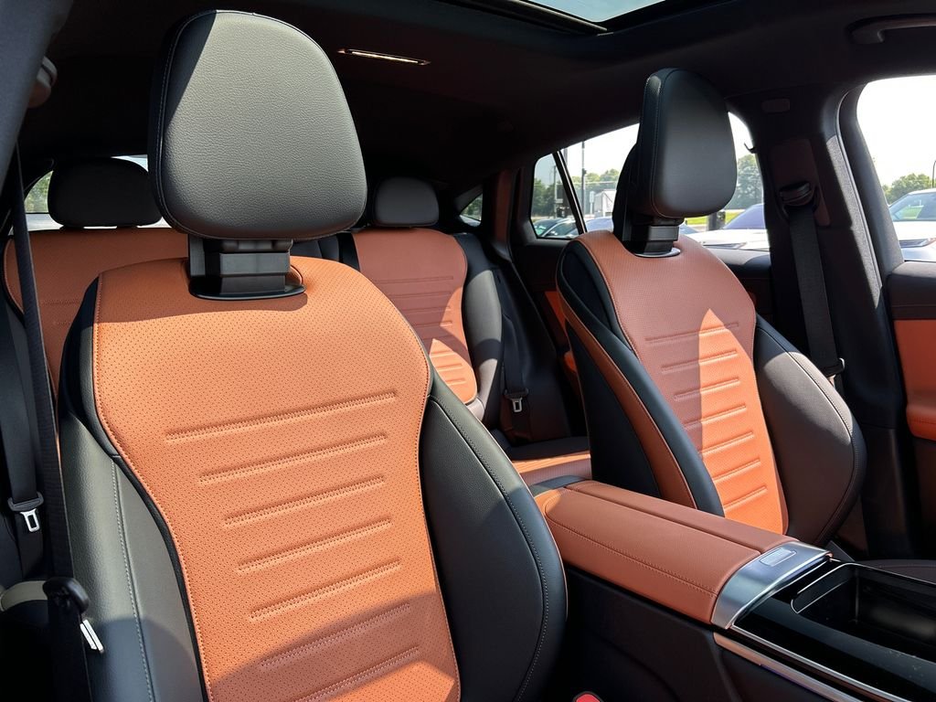 New 2026 Graphite Grey Metallic Mercedes-Benz GLC 300 image 25