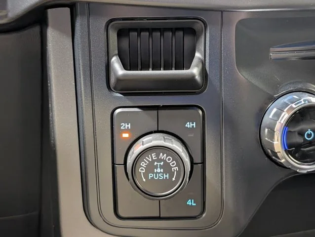 New 2026 Oxford White Ford Tremor® image 44