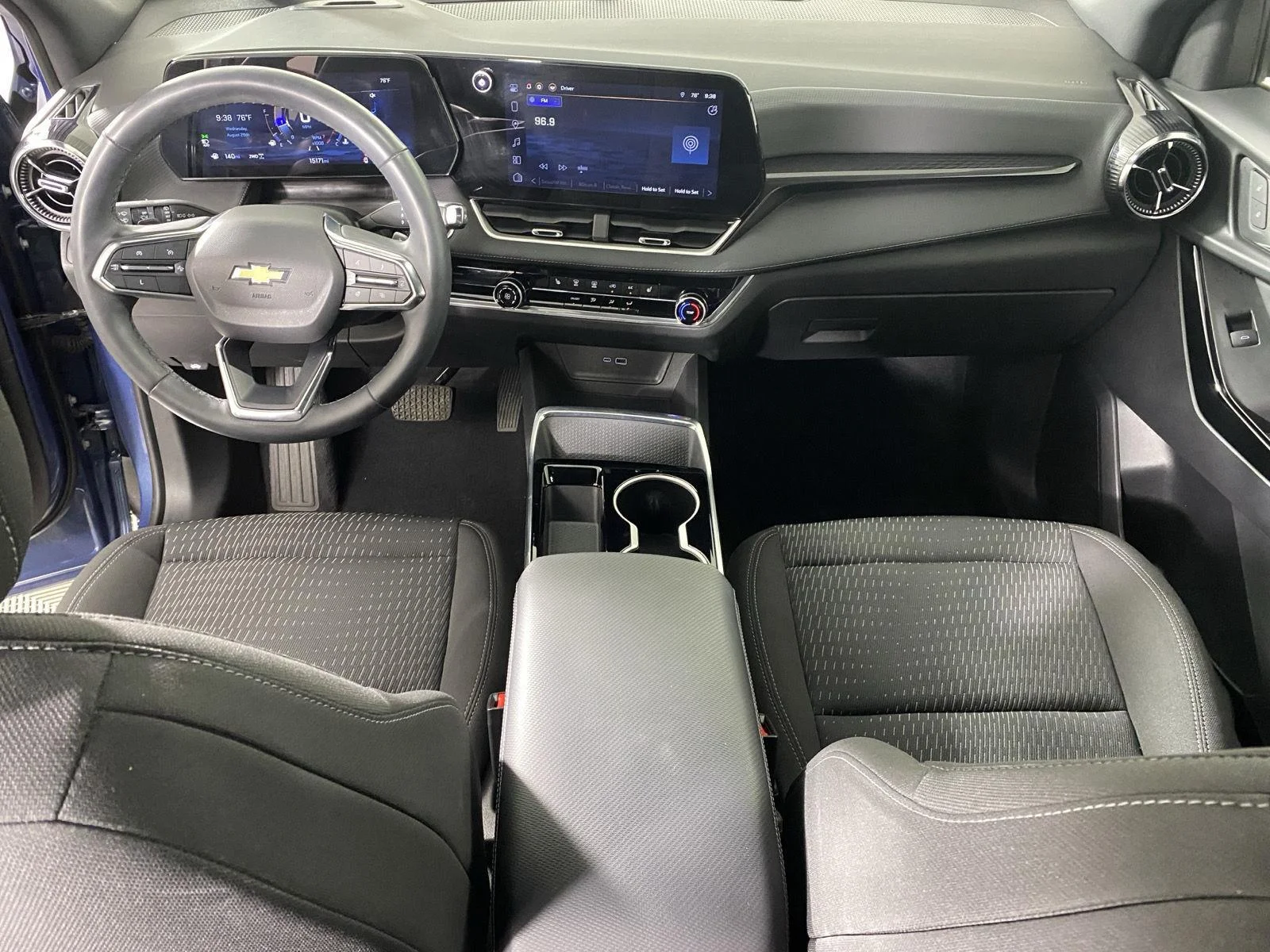 Used 2025 Lakeshore Blue Metallic Chevrolet AWD LT image 23