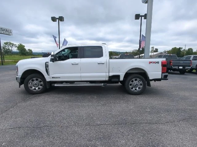 2024 Ford F-350 Super Duty Lariat - Photo 7