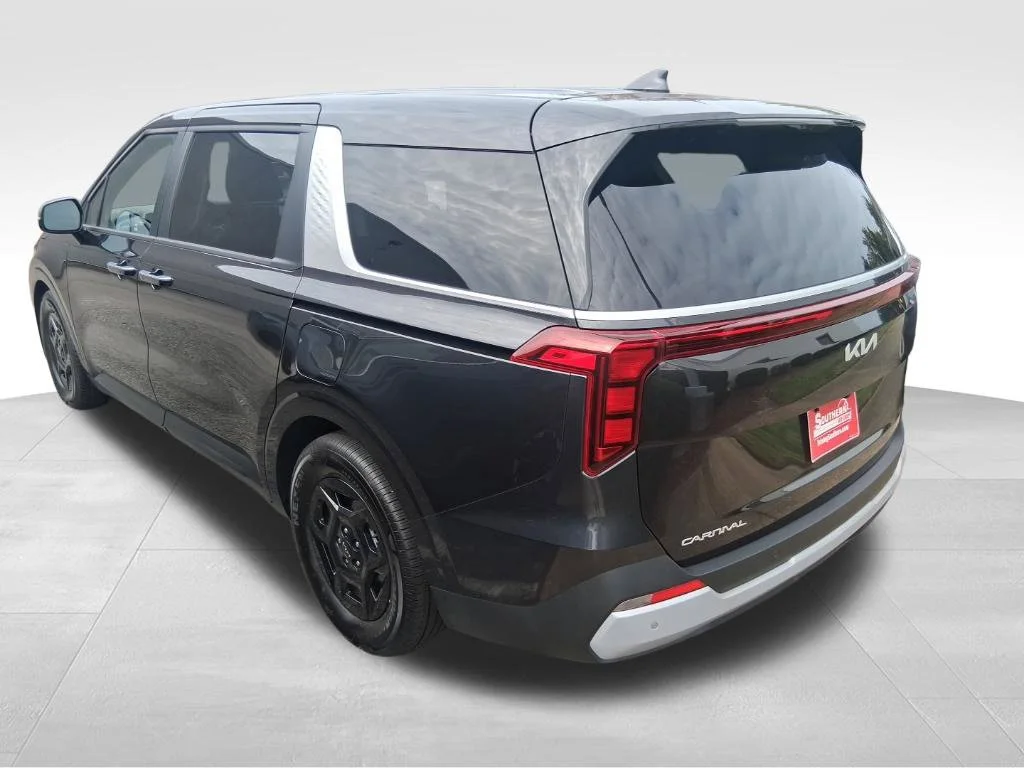 Certified Used 2026 Gray Kia LXS image 7