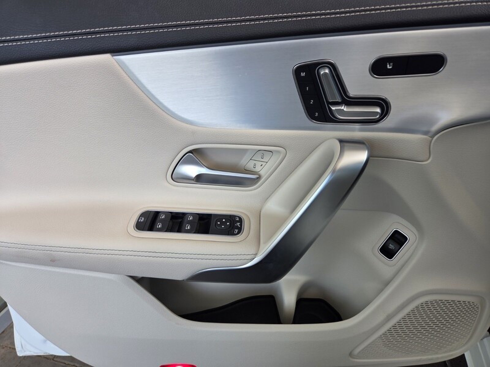 Certified Used 2024 Polar White Mercedes-Benz CLA 250 image 23