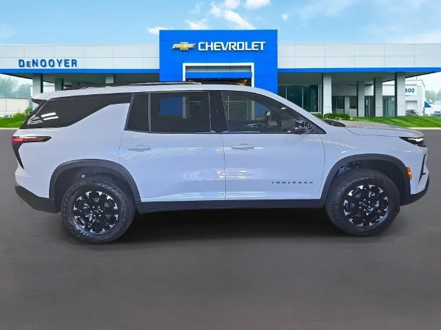 2027 Chevrolet Traverse Z71 - Photo 6