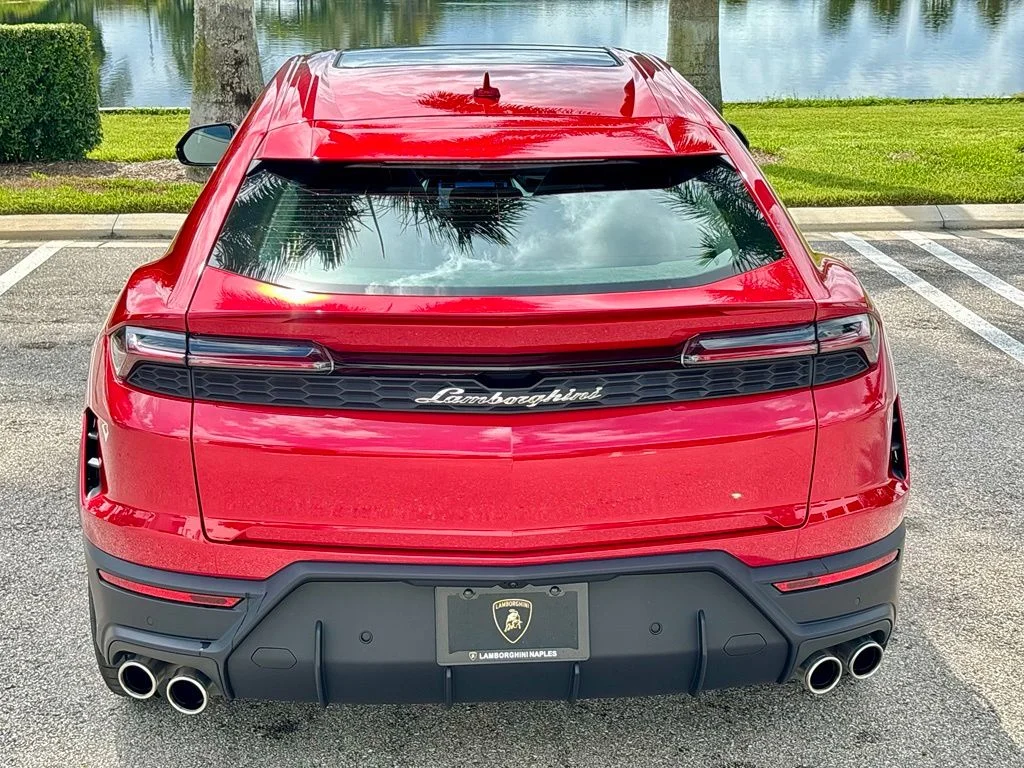 New 2026 Red Lamborghini SE image 6