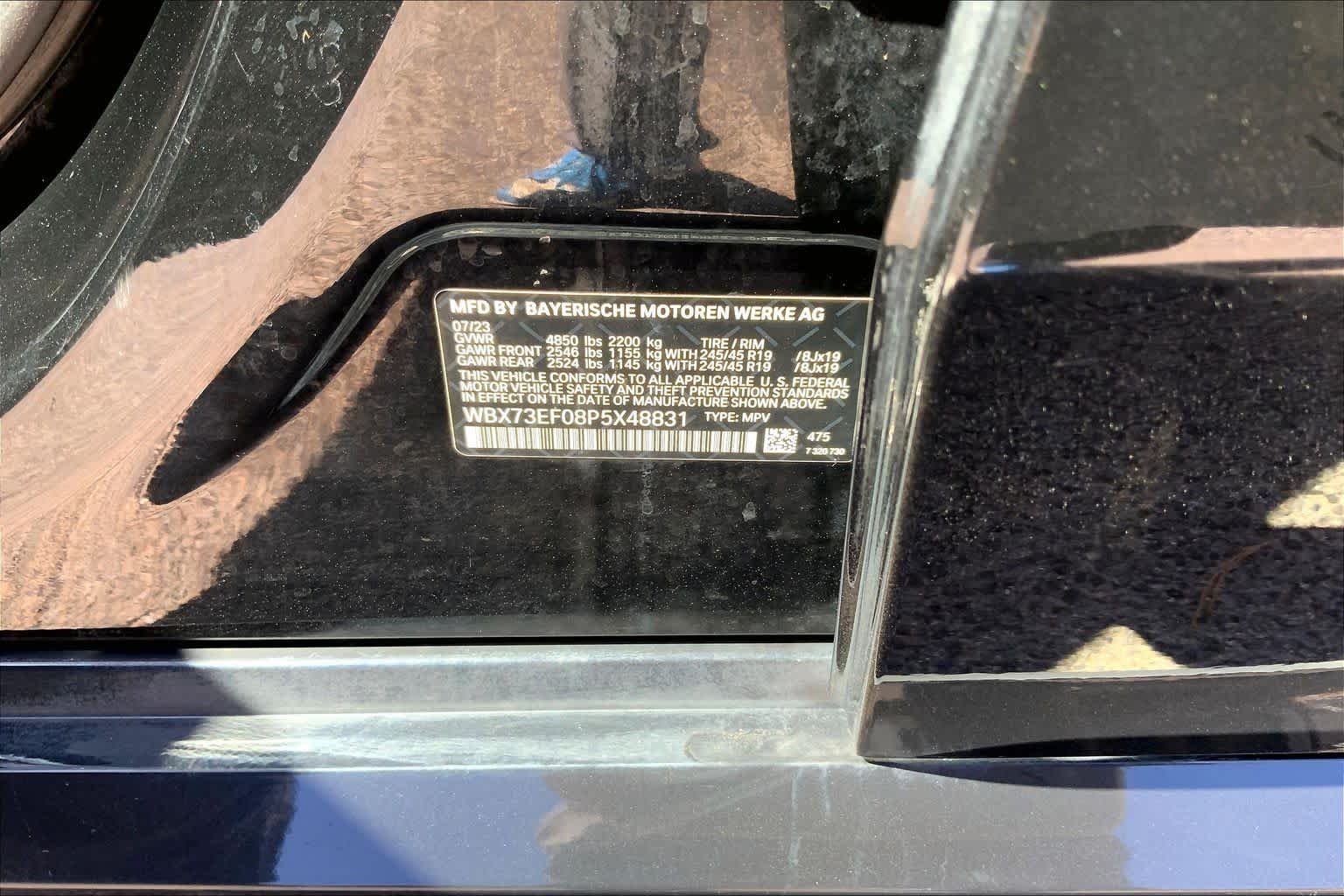 Used 2023 Black Sapphire Metallic BMW xDrive28i image 33