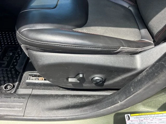 Used 2021 Green Jeep Trailhawk image 7