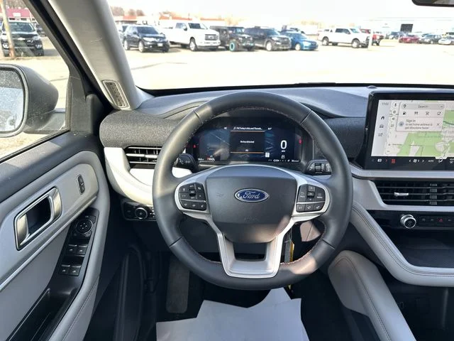 New 2026 Space White Metallic Ford Active image 13