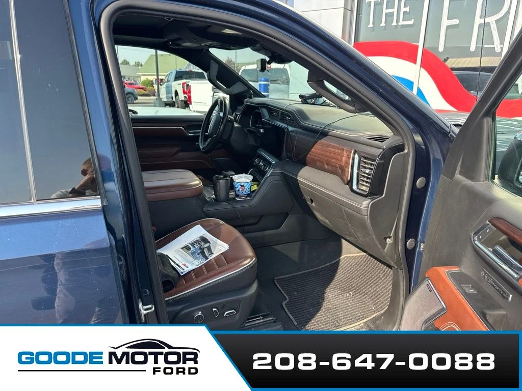 Used 2023 Pacific Blue Metallic GMC Denali Ultimate image 14