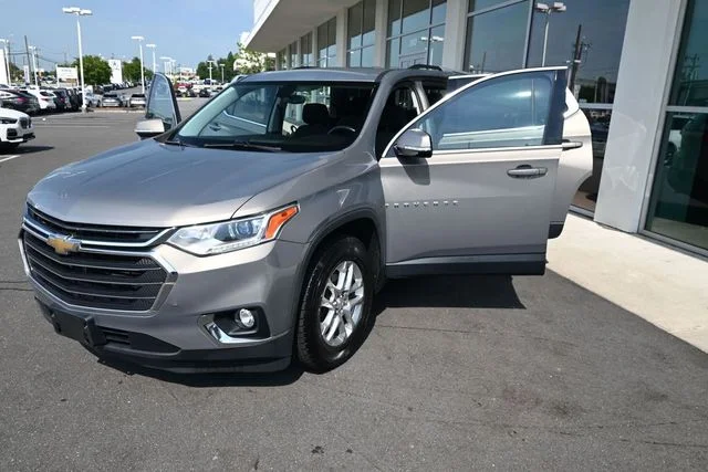 Used 2018 Gray Chevrolet LT image 39