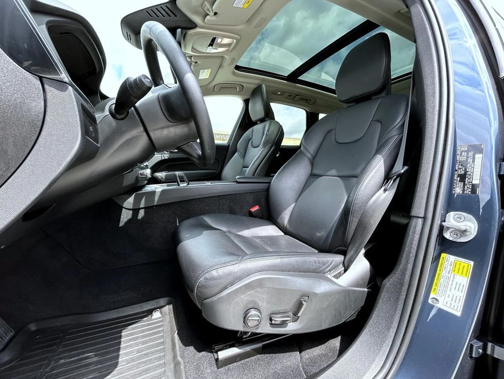 2024 Volvo XC60 Core - Photo 10