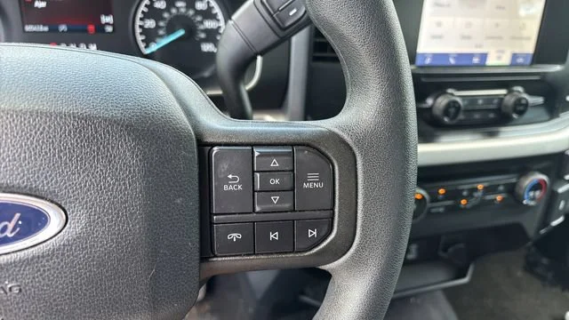 Used 2023 Silver Ford XLT image 21