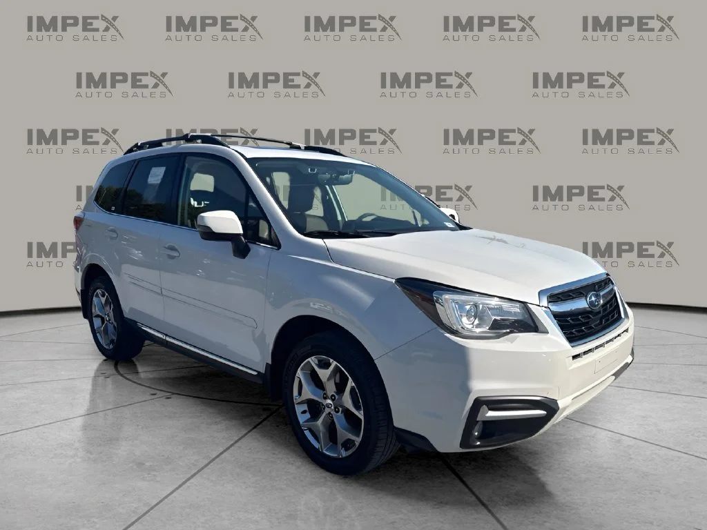 Used 2017 White Subaru 2.5i Touring image 7