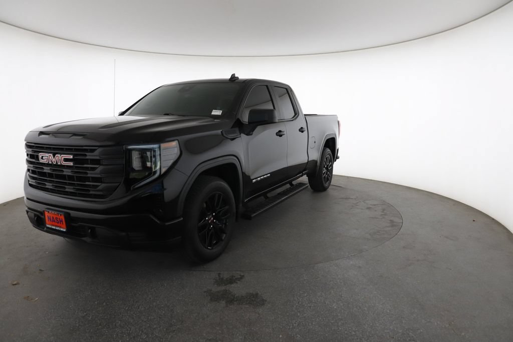 Used 2024 Onyx Black GMC Pro image 5