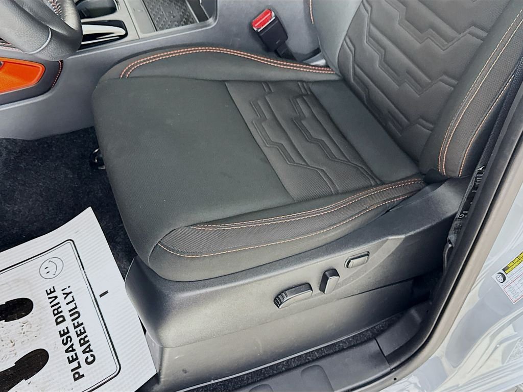 Used 2025 Boulder Gray Pearl Nissan PRO-4X image 6