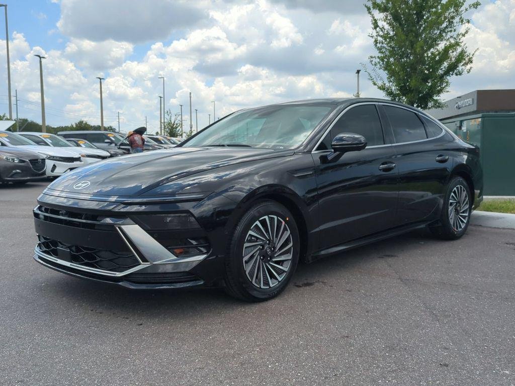 New 2026 Black Hyundai Limited image 9