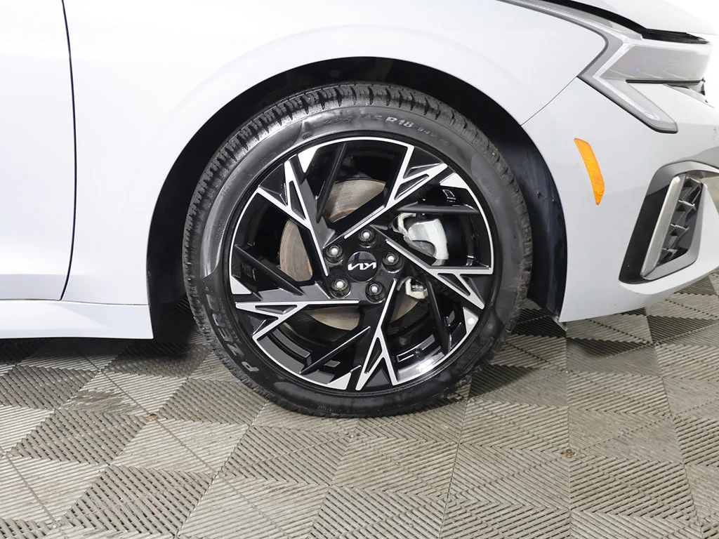 Used 2025 Gray Kia GT-Line image 27