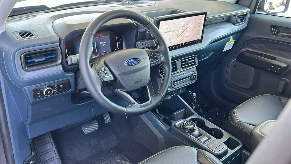 New 2025 Carbonized Gray Metallic Ford Lobo™ image 14