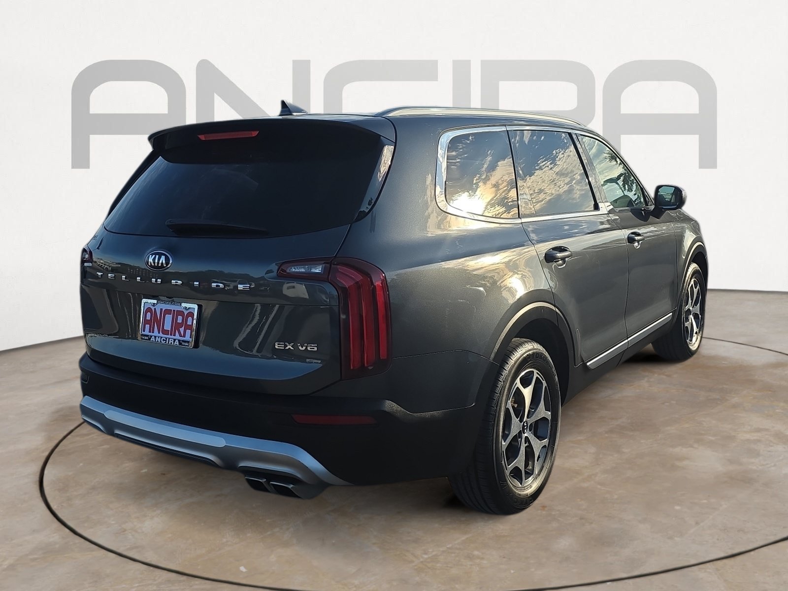 Used 2021 Gravity Grey Kia EX image 8