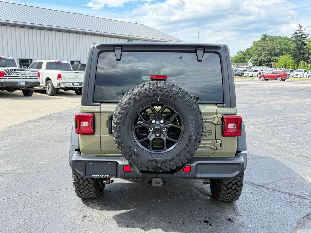 2025 Jeep Wrangler 4-Door Willys - Photo 6