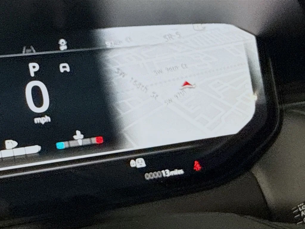 New 2026 Santorini Black Land Rover SE image 13