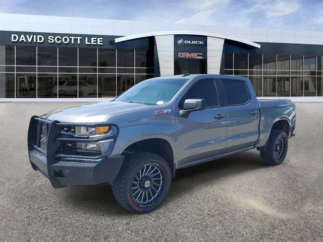 Used 2021 SATIN STEEL METALLIC Chevrolet Custom Trail Boss image 2