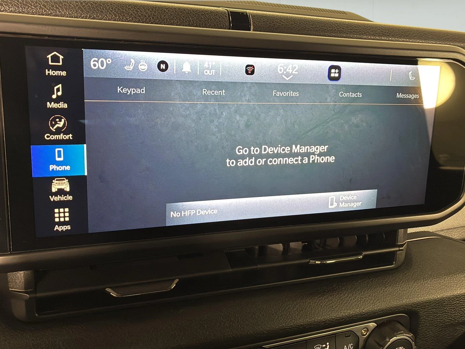 Used 2025 Black Clearcoat Jeep Sport S image 34