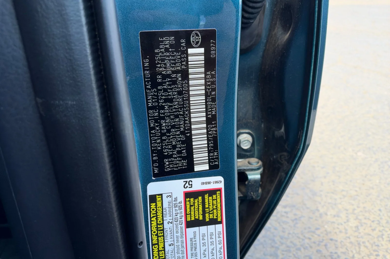 Used 2025  Toyota SE image 4