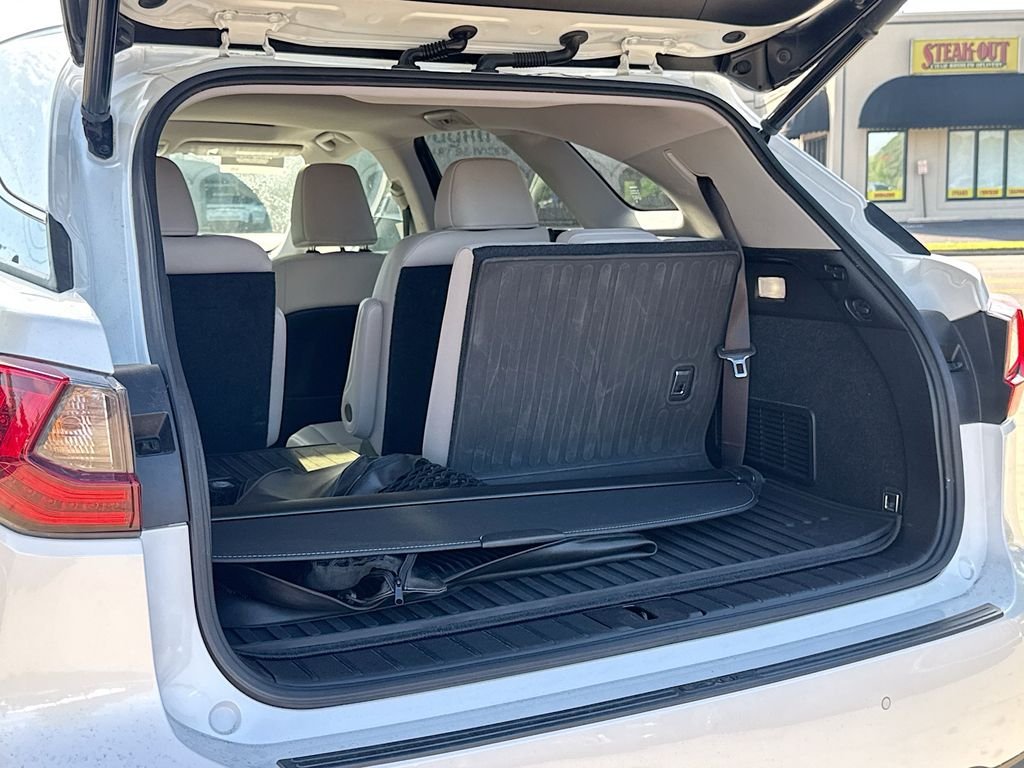 Certified Used 2022 White Lexus 350L image 33