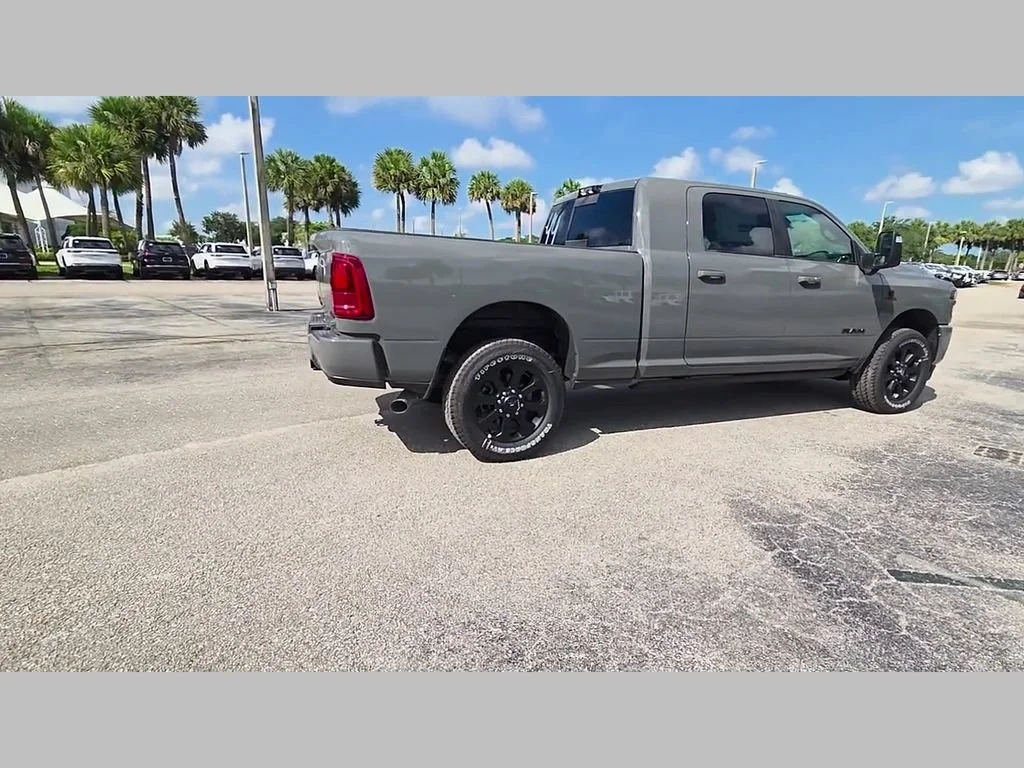 New 2026 Ceramic Gray Clear-Coat Exterior Paint RAM Laramie image 24