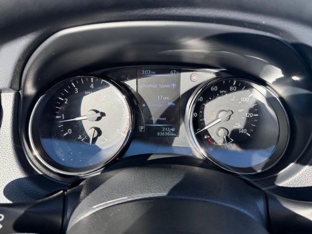 Used 2017 Silver Nissan S image 15